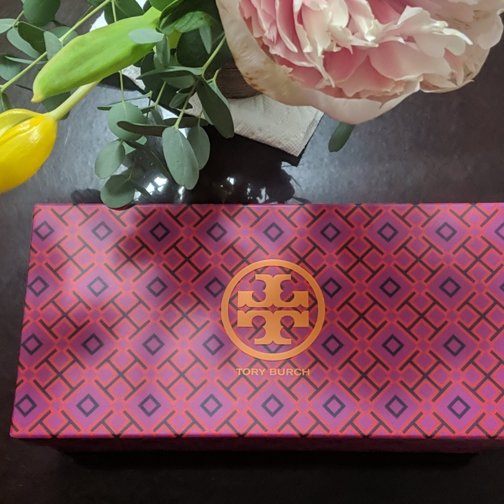 Tory Burch Trudy ballet flats open to offers - Picture 6 of 8